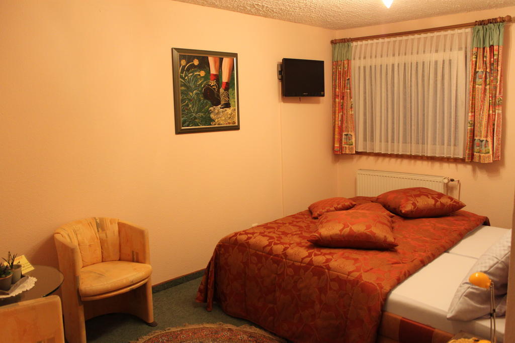 Hotel Restaurant Wolfsschlucht Bad Muenstereifel Room photo